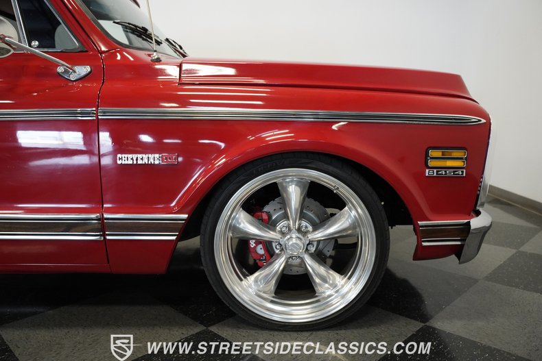 Unknown-C10-1970-Red-Black-36