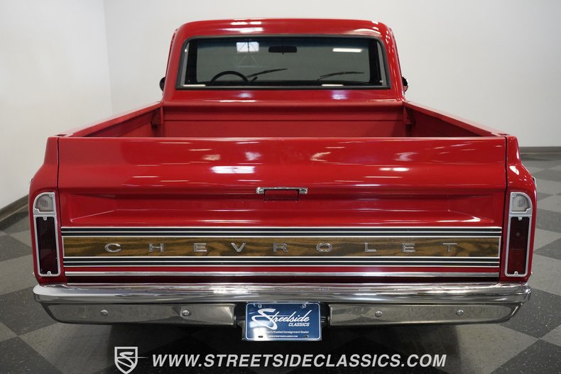 Unknown-C10-1970-Red-Black-5