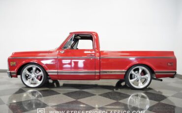 Unknown-C10-1970-Red-Black-7