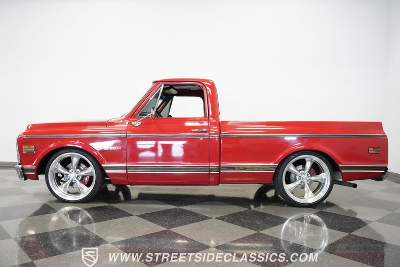 Unknown-C10-1970-Red-Black-7