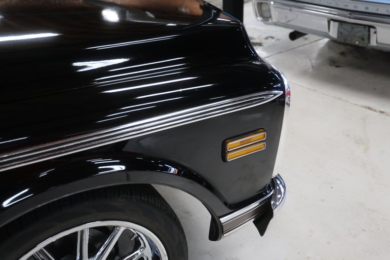 Unknown-C10-1971-Black-Black-13
