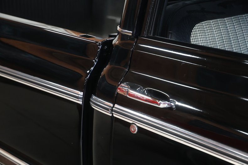 Unknown-C10-1971-Black-Black-16