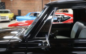Unknown-C10-1971-Black-Black-2