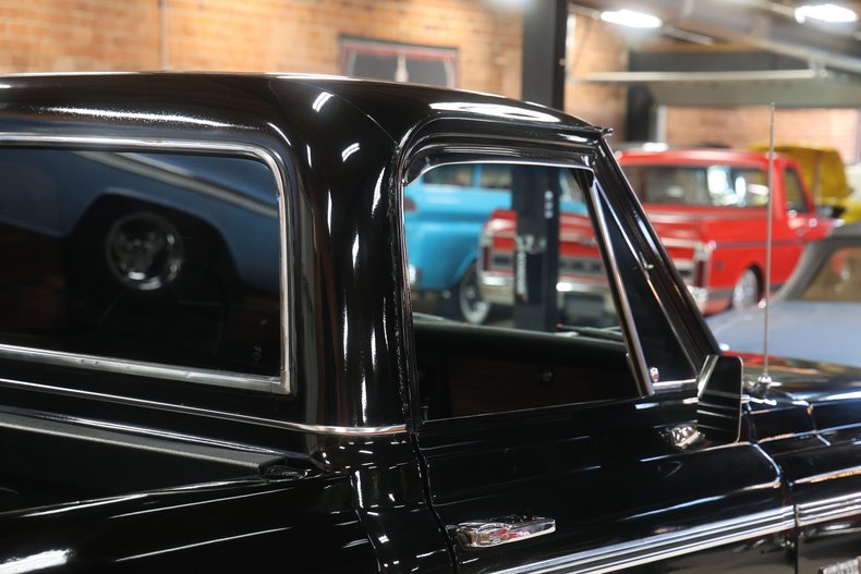 Unknown-C10-1971-Black-Black-24