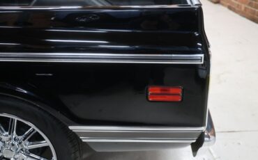 Unknown-C10-1971-Black-Black-37