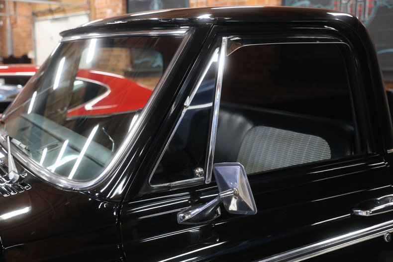 Unknown-C10-1971-Black-Black-39