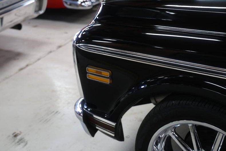 Unknown-C10-1971-Black-Black-44
