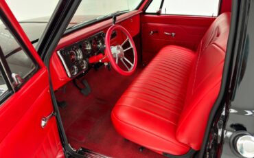 Unknown-C10-1971-Black-Red-1