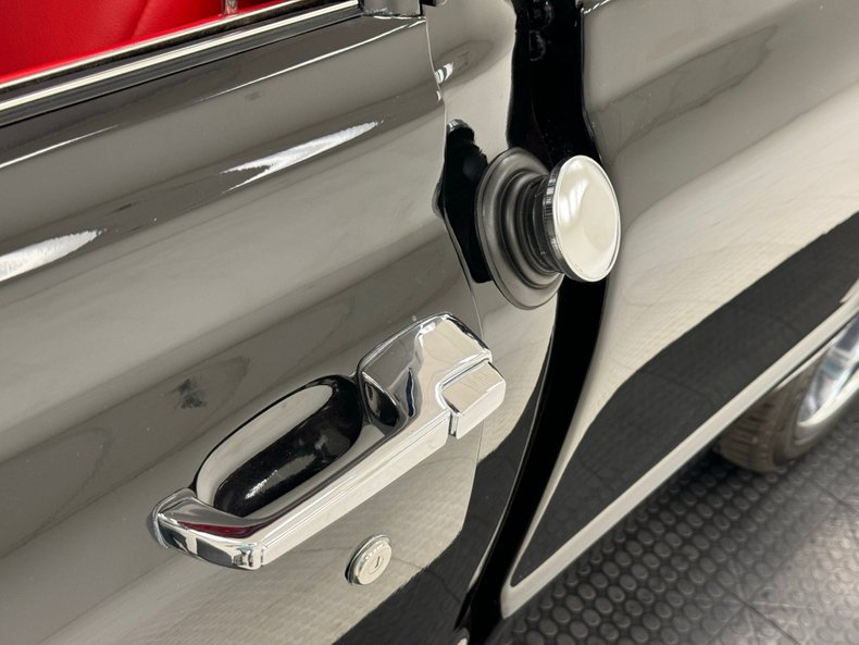 Unknown-C10-1971-Black-Red-15