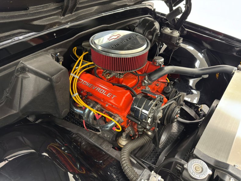 Unknown-C10-1971-Black-Red-28
