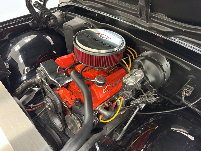 Unknown-C10-1971-Black-Red-30