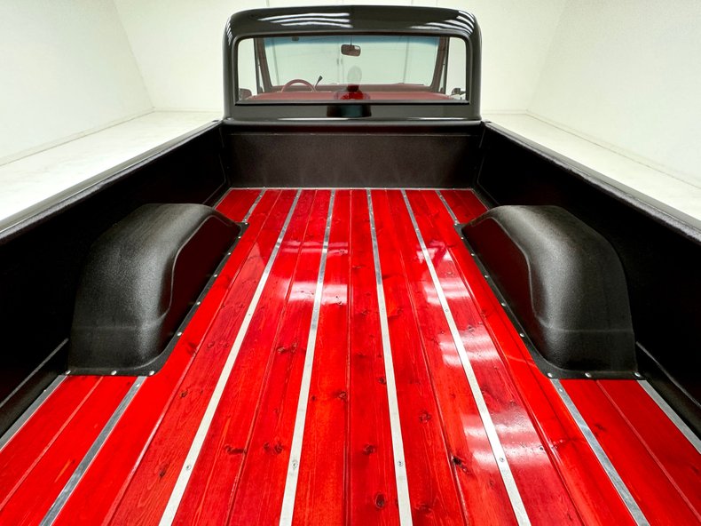 Unknown-C10-1971-Black-Red-32