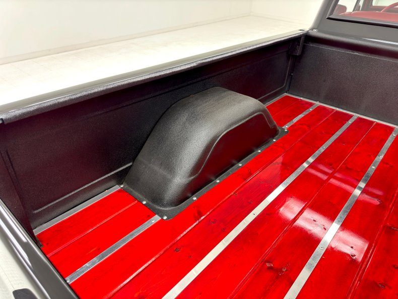 Unknown-C10-1971-Black-Red-33