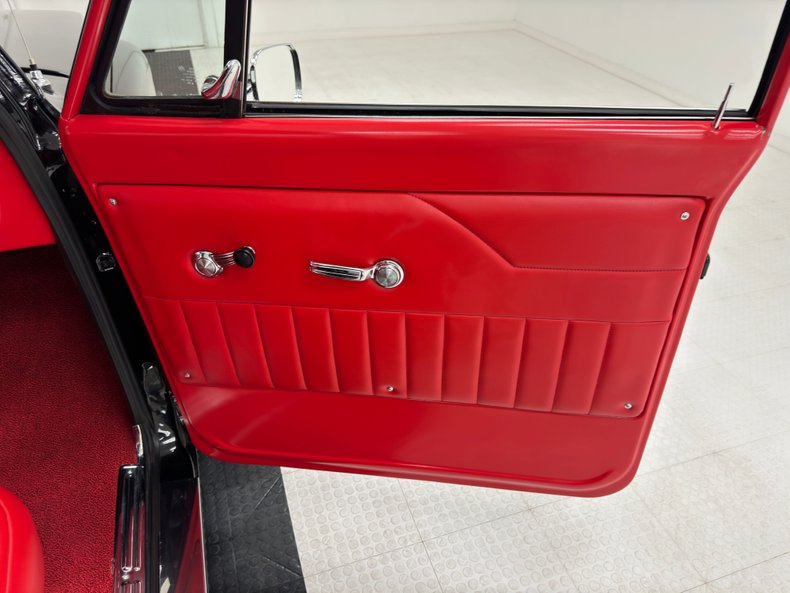 Unknown-C10-1971-Black-Red-35