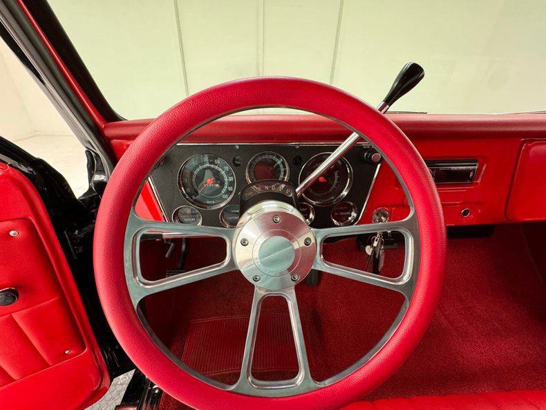 Unknown-C10-1971-Black-Red-38