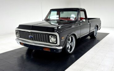 Unknown-C10-1971-Black-Red-48