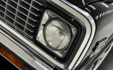 Unknown-C10-1971-Black-Red-49