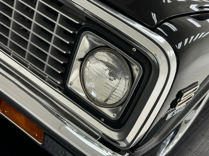 Unknown-C10-1971-Black-Red-49