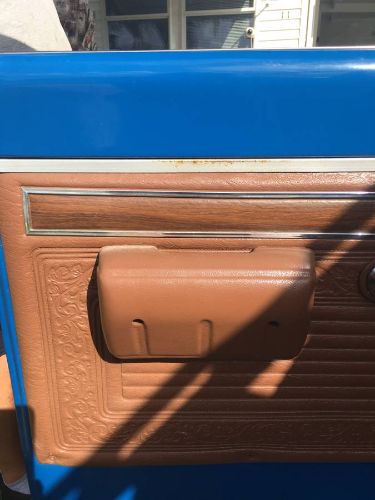 Unknown-C10-1971-Blue-5