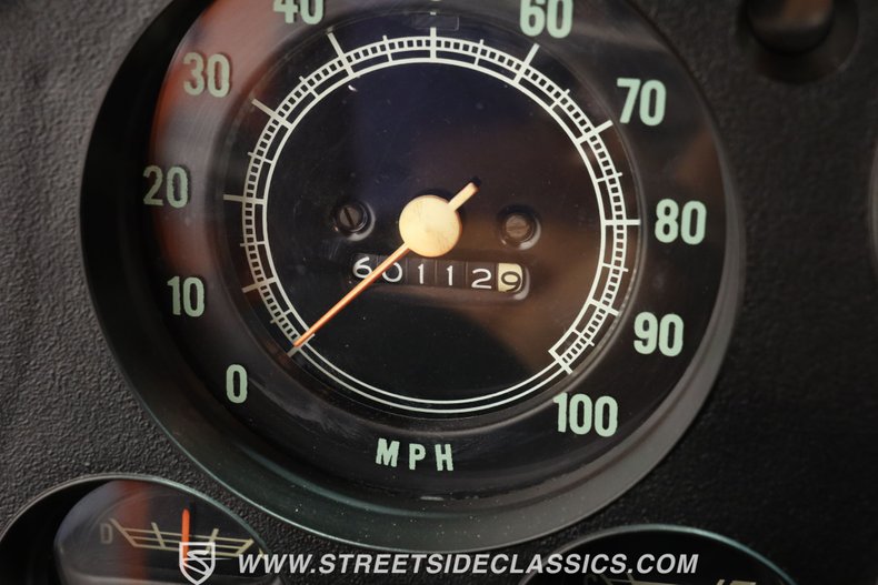 Unknown-C10-1971-Orange-Black-34