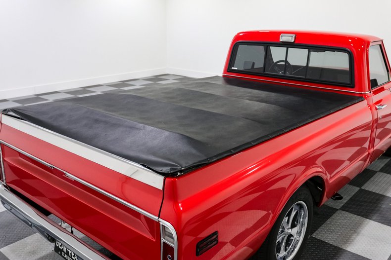 Unknown-C10-1971-RED-Black-Red-2