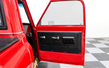 Unknown-C10-1971-RED-Black-Red-23