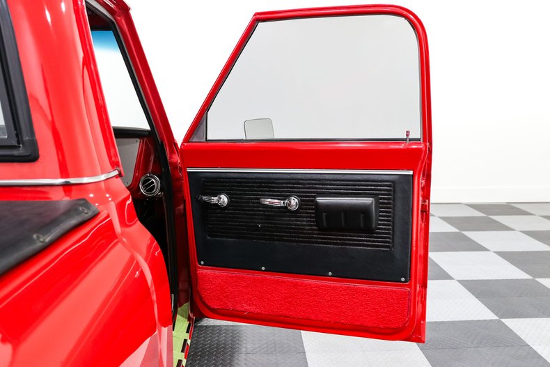 Unknown-C10-1971-RED-Black-Red-23