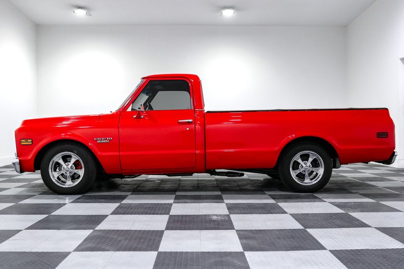 Unknown-C10-1971-RED-Black-Red