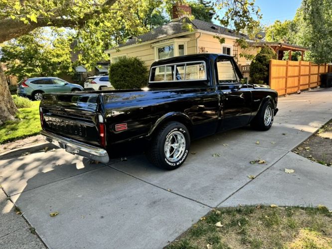 Unknown-C10-1972-Black-Black-2