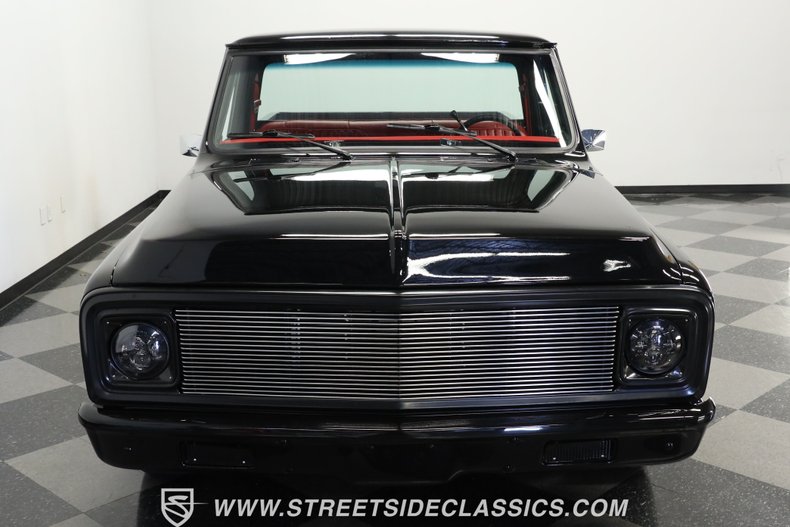 Unknown-C10-1972-Black-Red-21