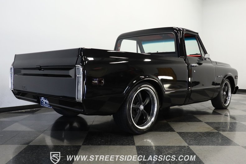 Unknown-C10-1972-Black-Red-30