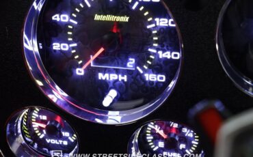 Unknown-C10-1972-Black-Red-37
