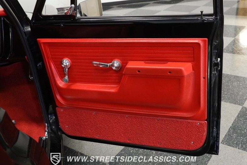 Unknown-C10-1972-Black-Red-45