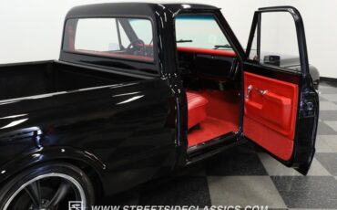 Unknown-C10-1972-Black-Red-46