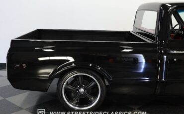 Unknown-C10-1972-Black-Red-5