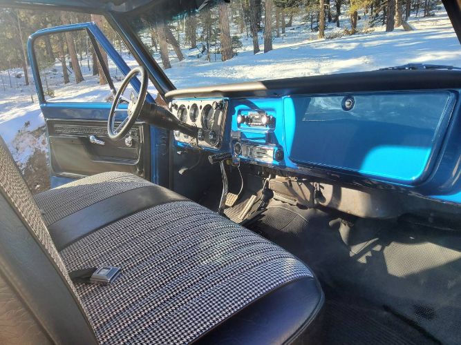 Unknown-C10-1972-Blue-7