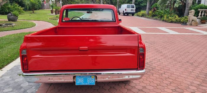 Unknown-C10-1972-Red-Gray-14