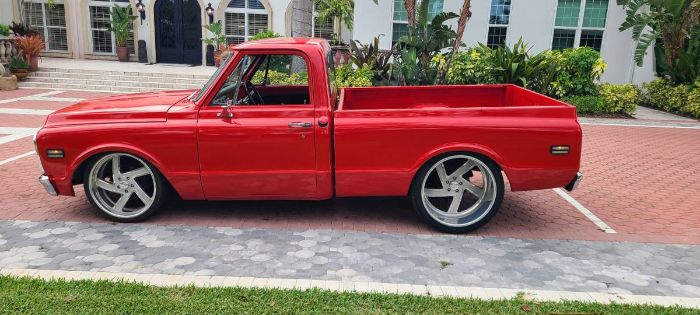 Unknown-C10-1972-Red-Gray-18