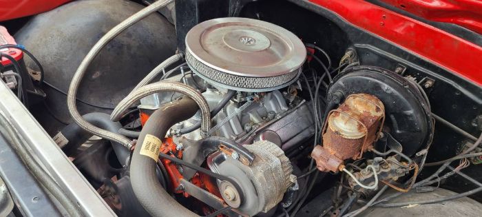 Unknown-C10-1972-Red-Gray-3