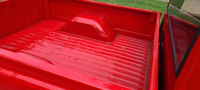 Unknown-C10-1972-Red-Gray-7