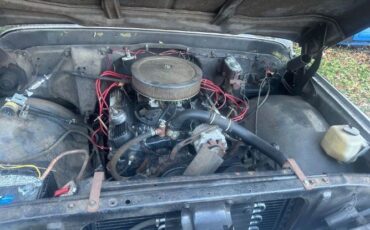 Unknown-C10-1972-White-Blue-1