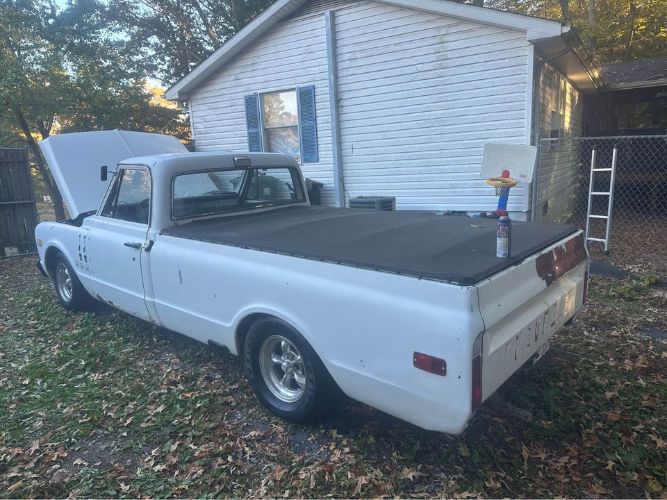 Unknown-C10-1972-White-Blue-2