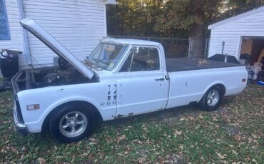 Unknown-C10-1972-White-Blue