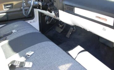 Unknown-C10-1973-8