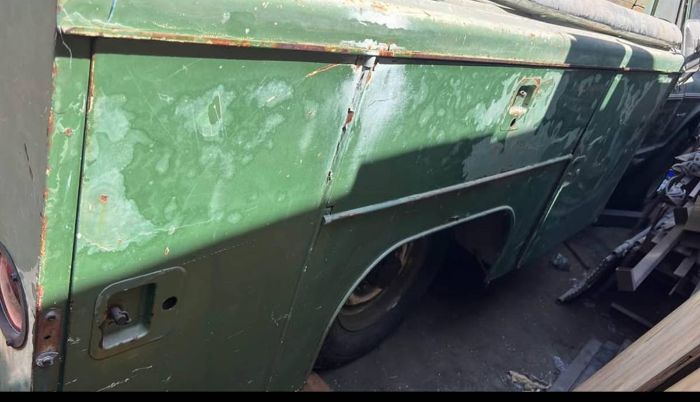 Unknown-C20-1972-Green-2