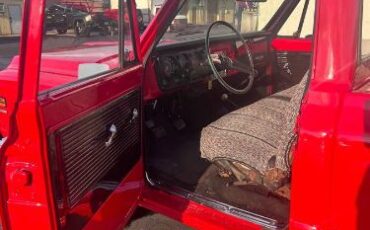 Unknown-C20-1972-Red-10