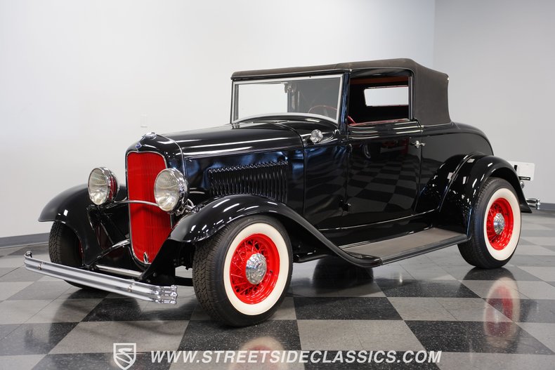 Unknown-Cabriolet-1932-Black-Red-10