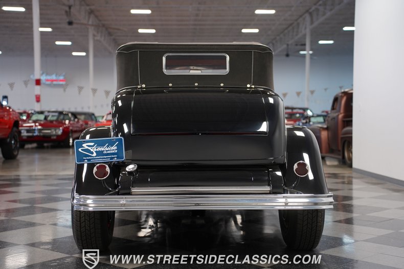 Unknown-Cabriolet-1932-Black-Red-15