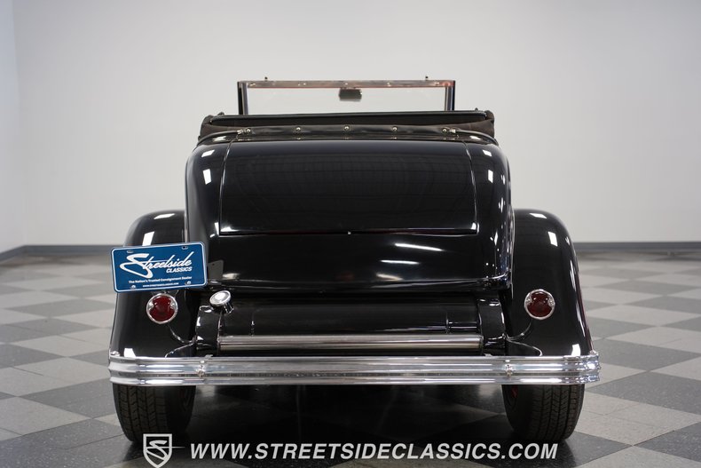 Unknown-Cabriolet-1932-Black-Red-16