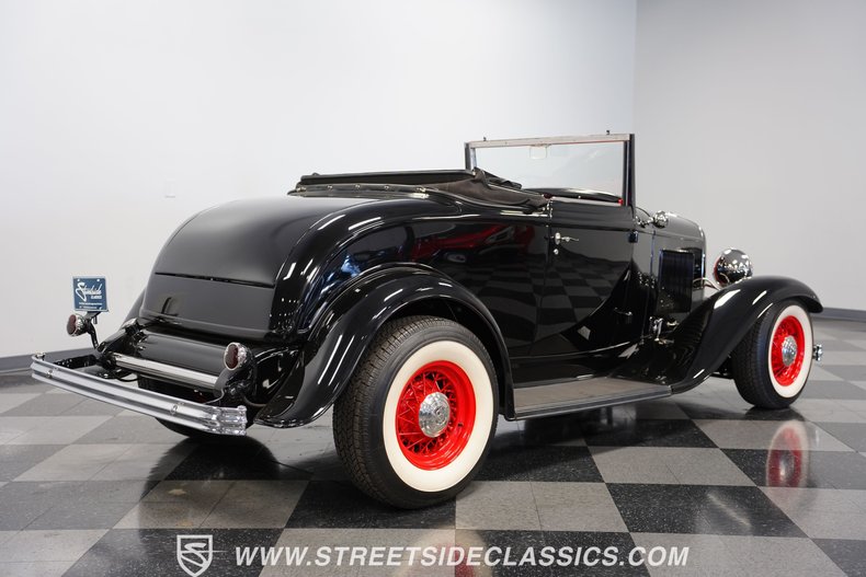 Unknown-Cabriolet-1932-Black-Red-18